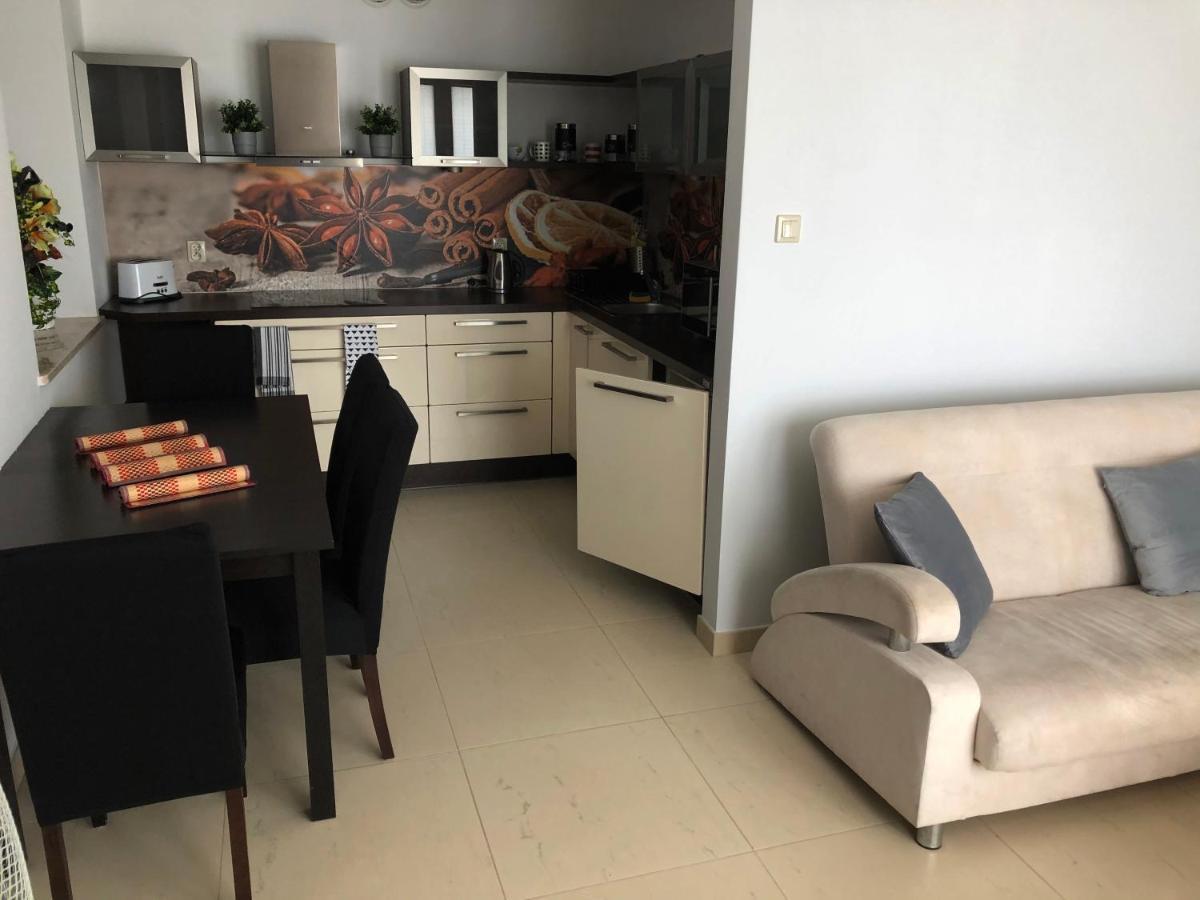 Apartamenty Oceania 萨比诺瓦 外观 照片