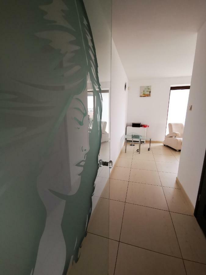 Apartamenty Oceania 萨比诺瓦 外观 照片