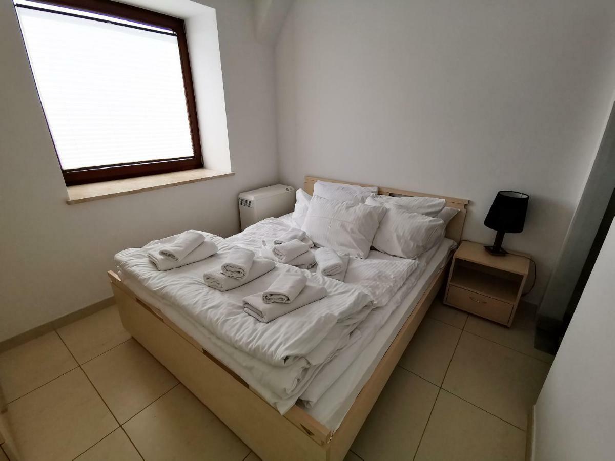 Apartamenty Oceania 萨比诺瓦 外观 照片